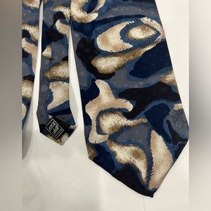 BICA UOMO tie SILK artistic neckwear Italian graphic print necktie biomorphic